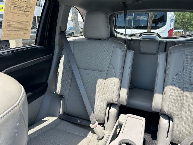Used 2018 Toyota Highlander Limited Platinum FWD image 12