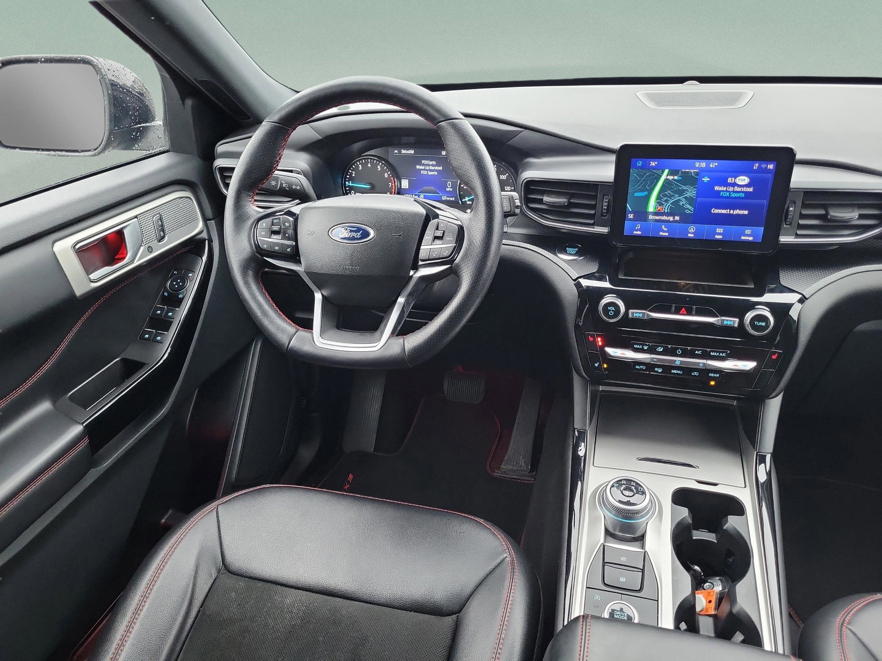 Certified 2023 Ford Explorer ST-Line w/ Class IV Trailer Tow Package image 14