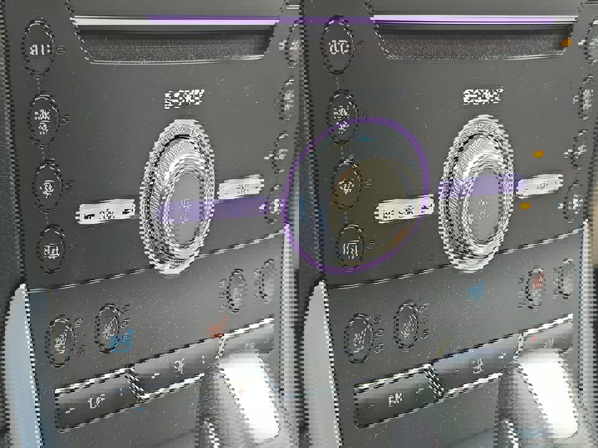 Certified 2018 Ford Edge Titanium w/ Equipment Group 301A FWD image 18