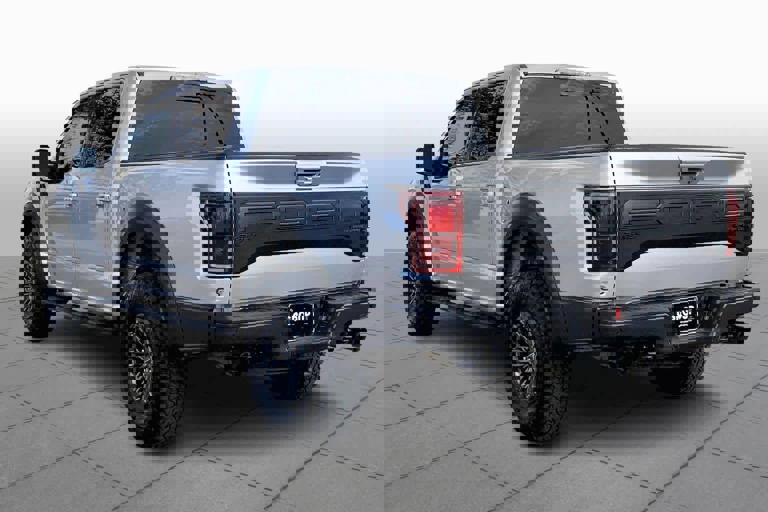 Certified 2019 Ford F150 Raptor w/ Equipment Group 802A Luxury image 4