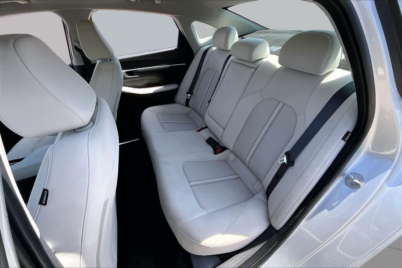 Used 2025 Hyundai Sonata SEL FWD image 19
