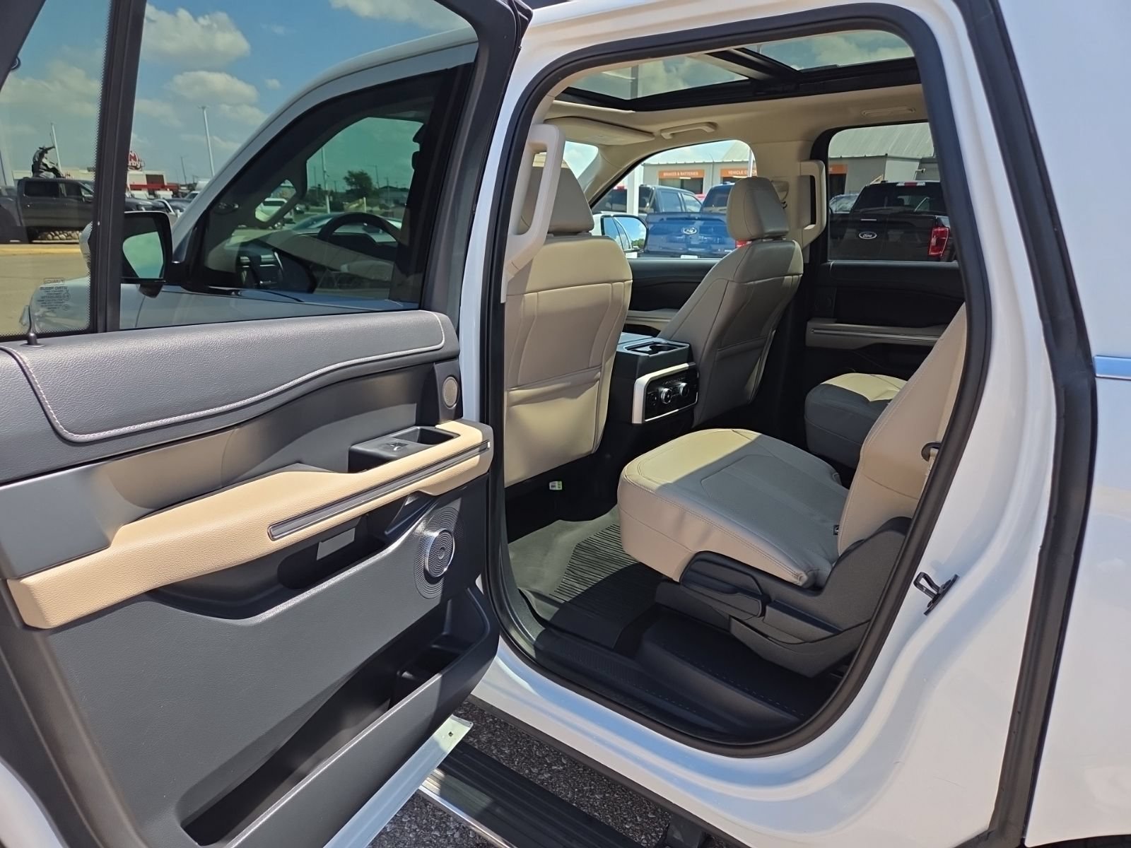 Certified 2023 Ford Expedition Max Limited AWD/4WD image 43