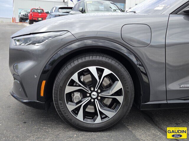 Certified 2023 Ford Mustang Mach-E Premium AWD/4WD image 9