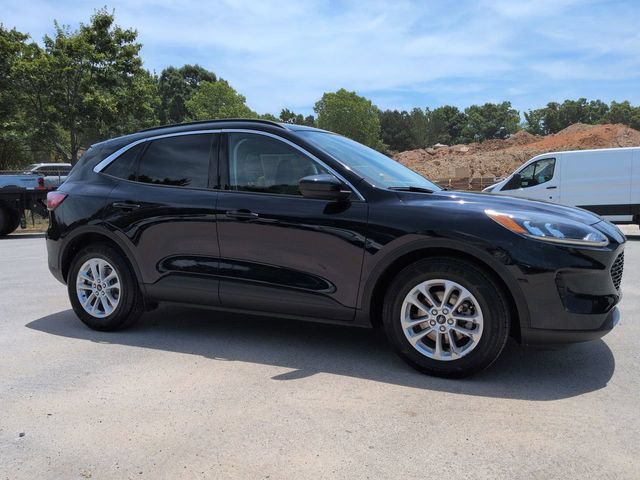 Certified 2021 Ford Escape SE FWD image 2