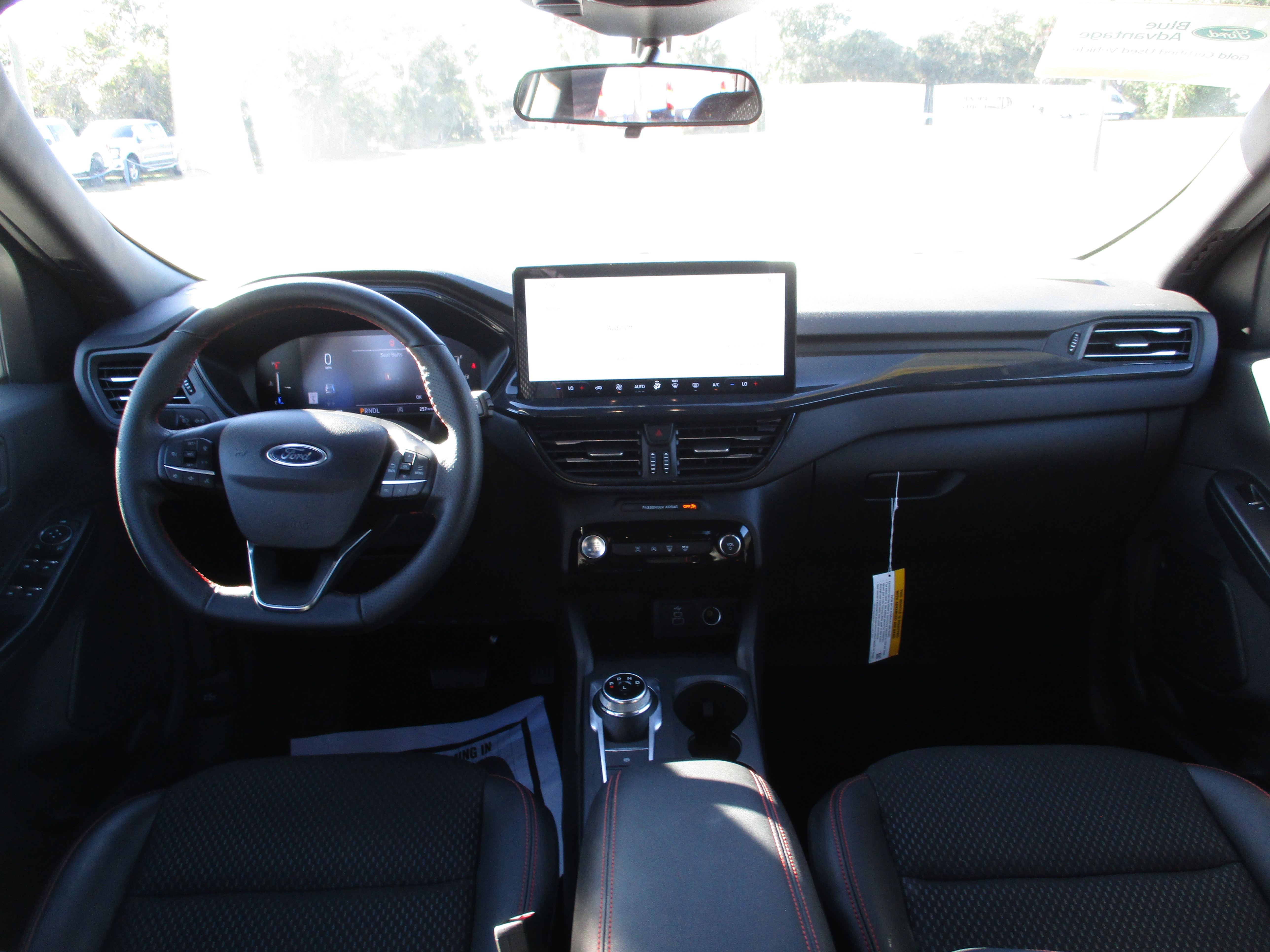 Certified 2025 Ford Escape ST-Line w/ Tech Pack #1 image 15