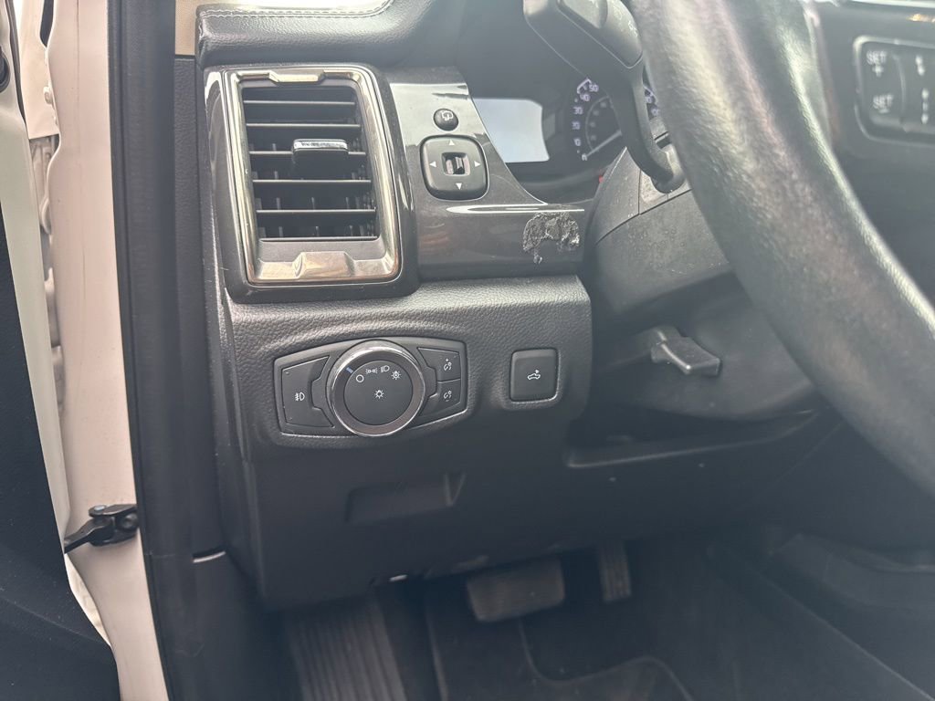 Certified 2019 Ford Ranger Lariat w/ Black Appearance Package image 10