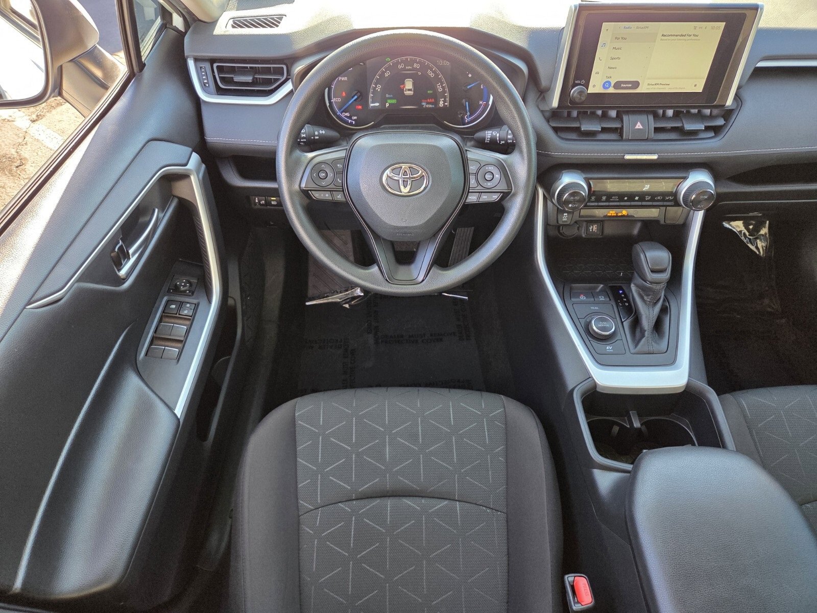 Used 2023 Toyota RAV4 AWD Hybrid image 12