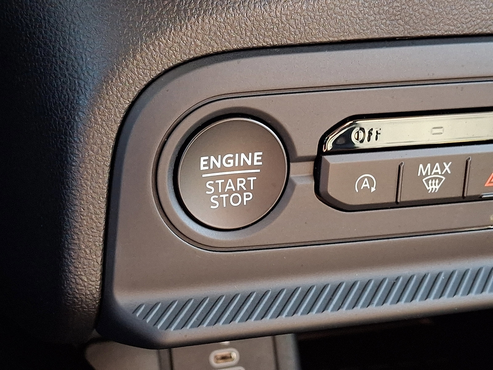 Certified 2025 Ford Bronco Sport Outer Banks w/ Outer Banks Tech Package+ image 25