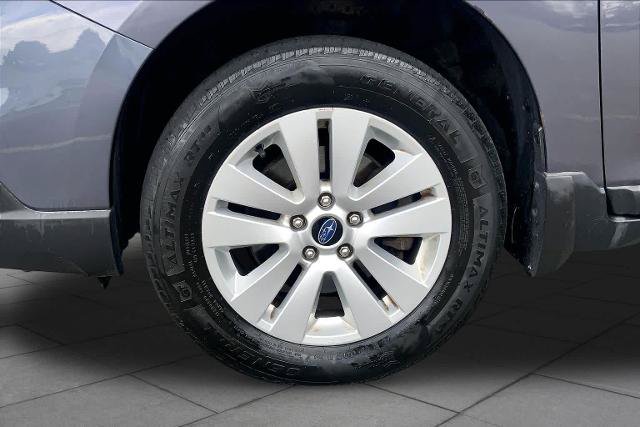 Used 2017 Subaru Outback 2.5i Premium AWD/4WD image 11