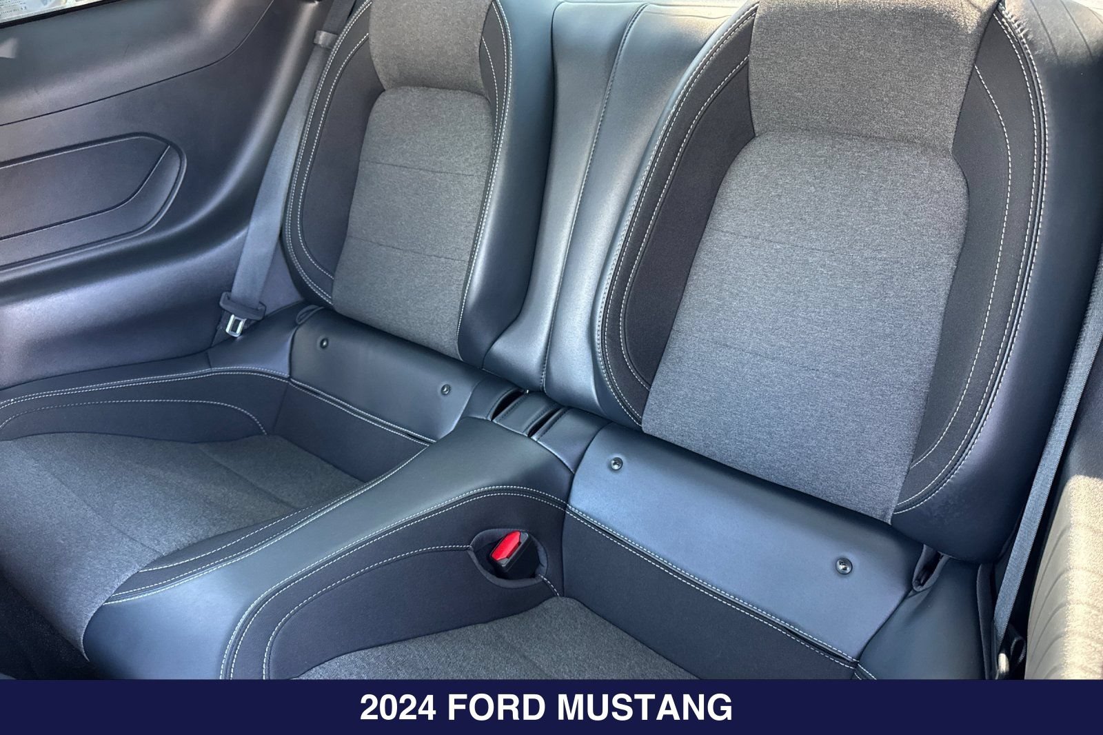 Certified 2024 Ford Mustang Coupe RWD image 14