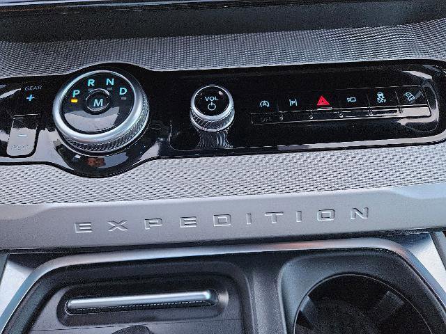 Certified 2025 Ford Expedition Max Active image 26
