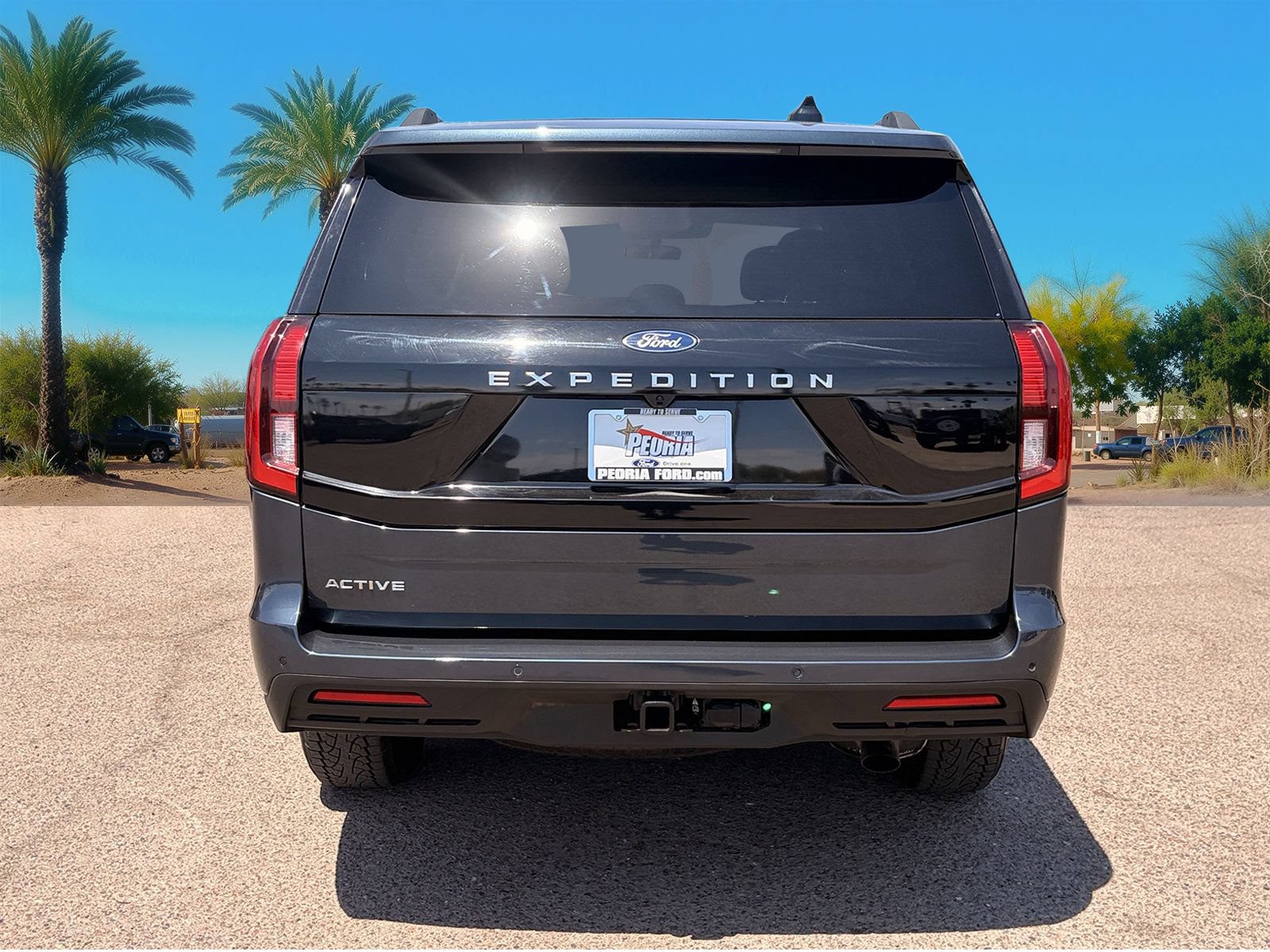 Certified 2025 Ford Expedition Active AWD/4WD image 4