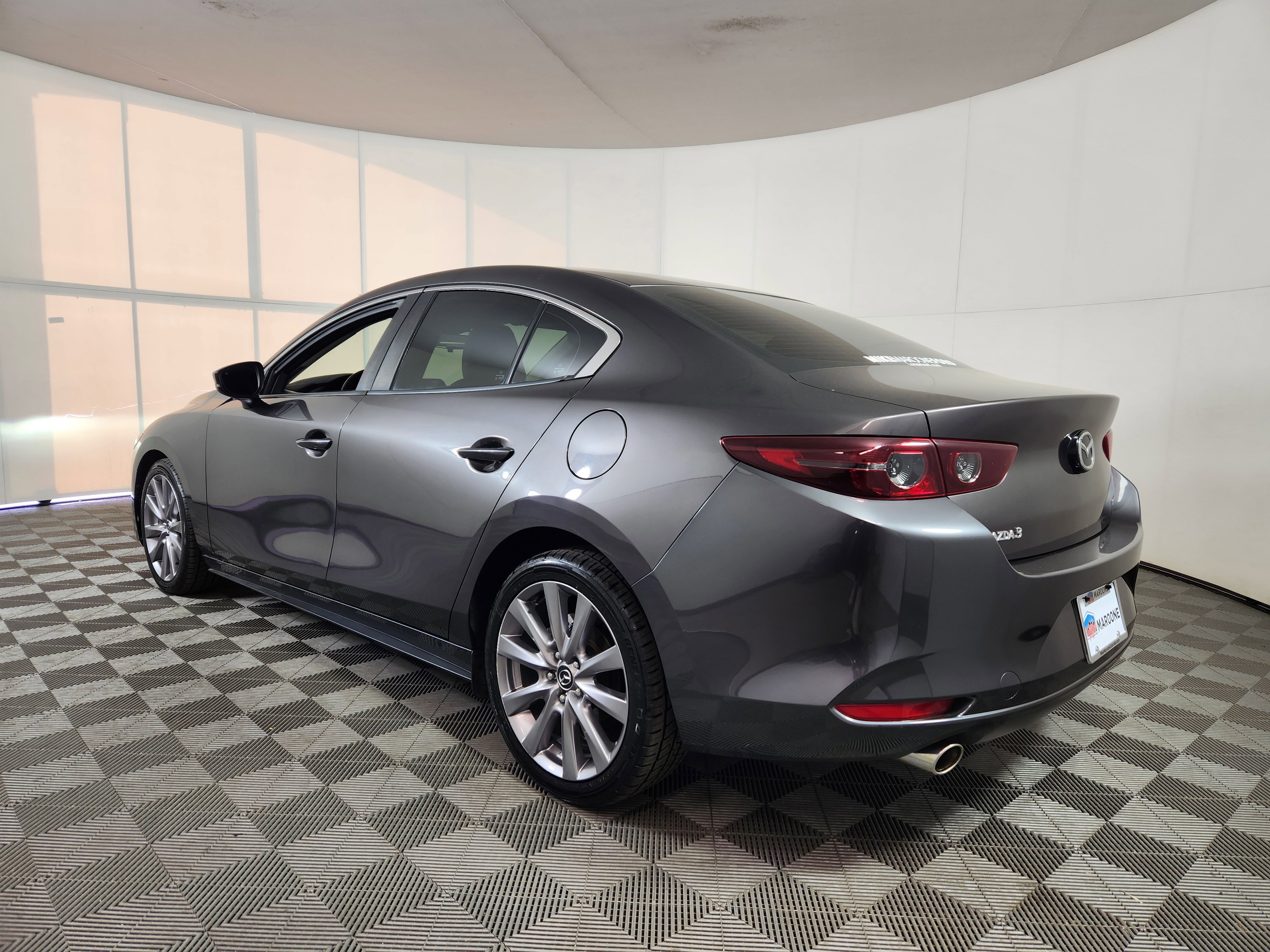Used 2019 MAZDA MAZDA3 w/Select Pkg image 3