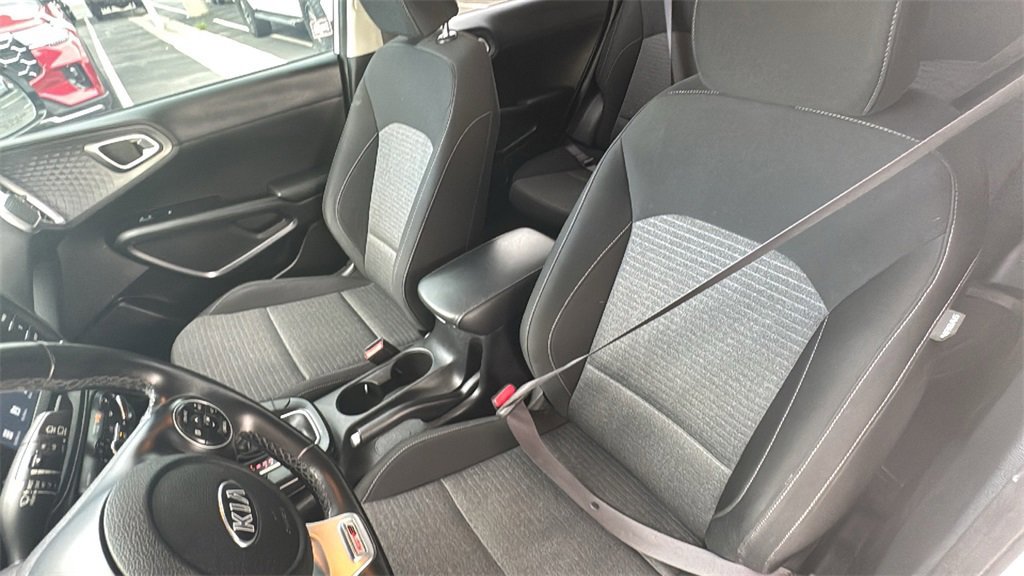 Used 2020 Kia Soul GT-Line image 21
