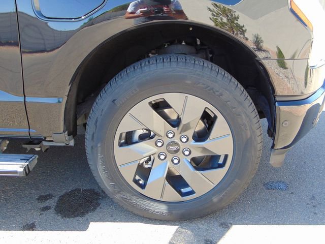 Certified 2023 Ford F150 Lightning Lariat w/ Equipment Group 511A High AWD/4WD image 29