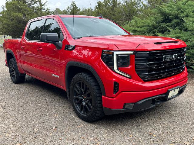 Used 2024 GMC Sierra 1500 Elevation AWD/4WD image 3