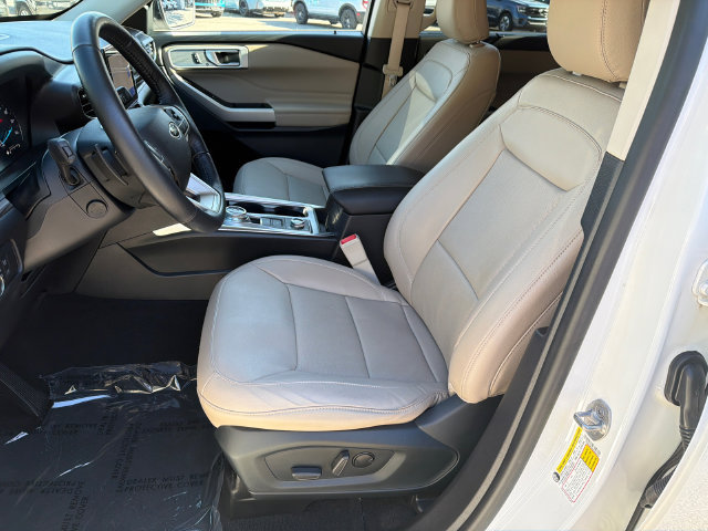 Certified 2021 Ford Explorer Limited w/ Equipment Group 301A AWD/4WD image 11