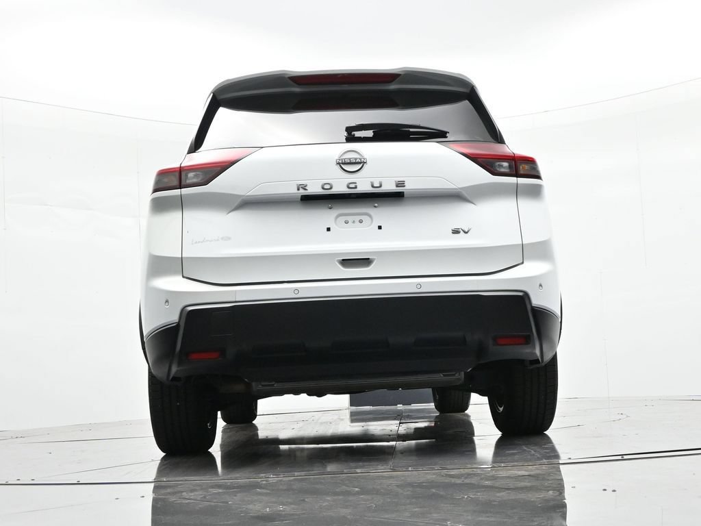 Used 2024 Nissan Rogue SV FWD image 24