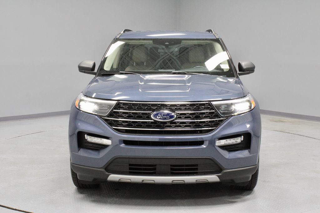 Certified 2021 Ford Explorer XLT w/ Equipment Group 202A AWD/4WD image 7