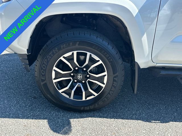 Used 2023 Toyota Tacoma TRD Sport AWD/4WD image 11