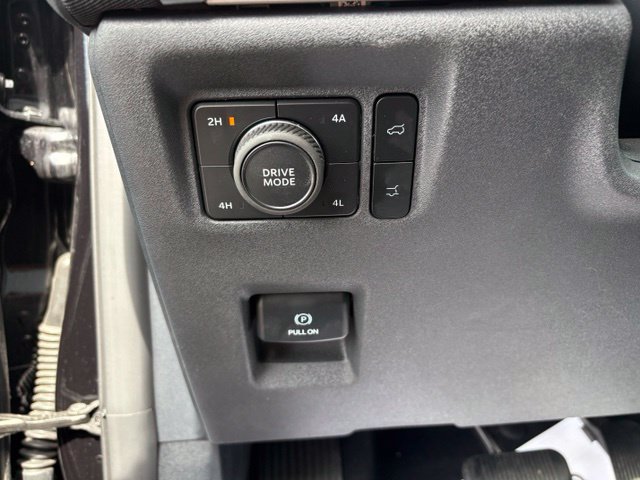 Certified 2025 Ford Expedition Active AWD/4WD image 22