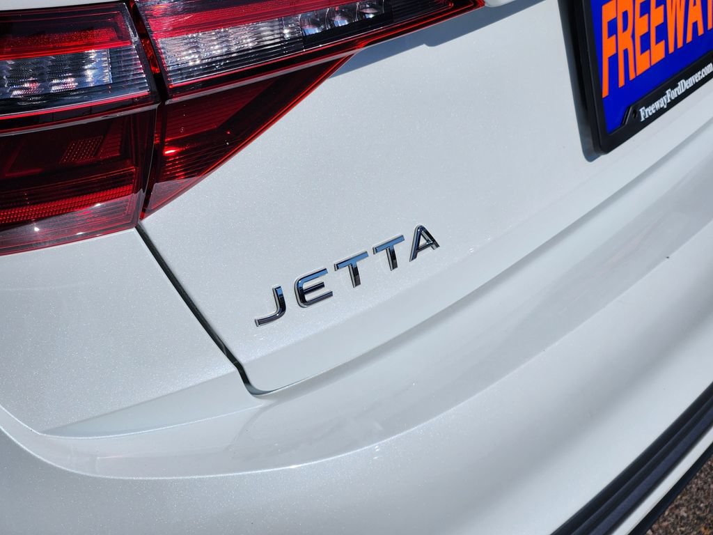 Used 2023 Volkswagen Jetta SE FWD image 26