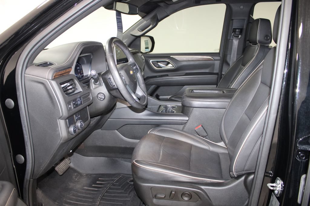 Used 2022 Chevrolet Suburban Premier RWD image 23