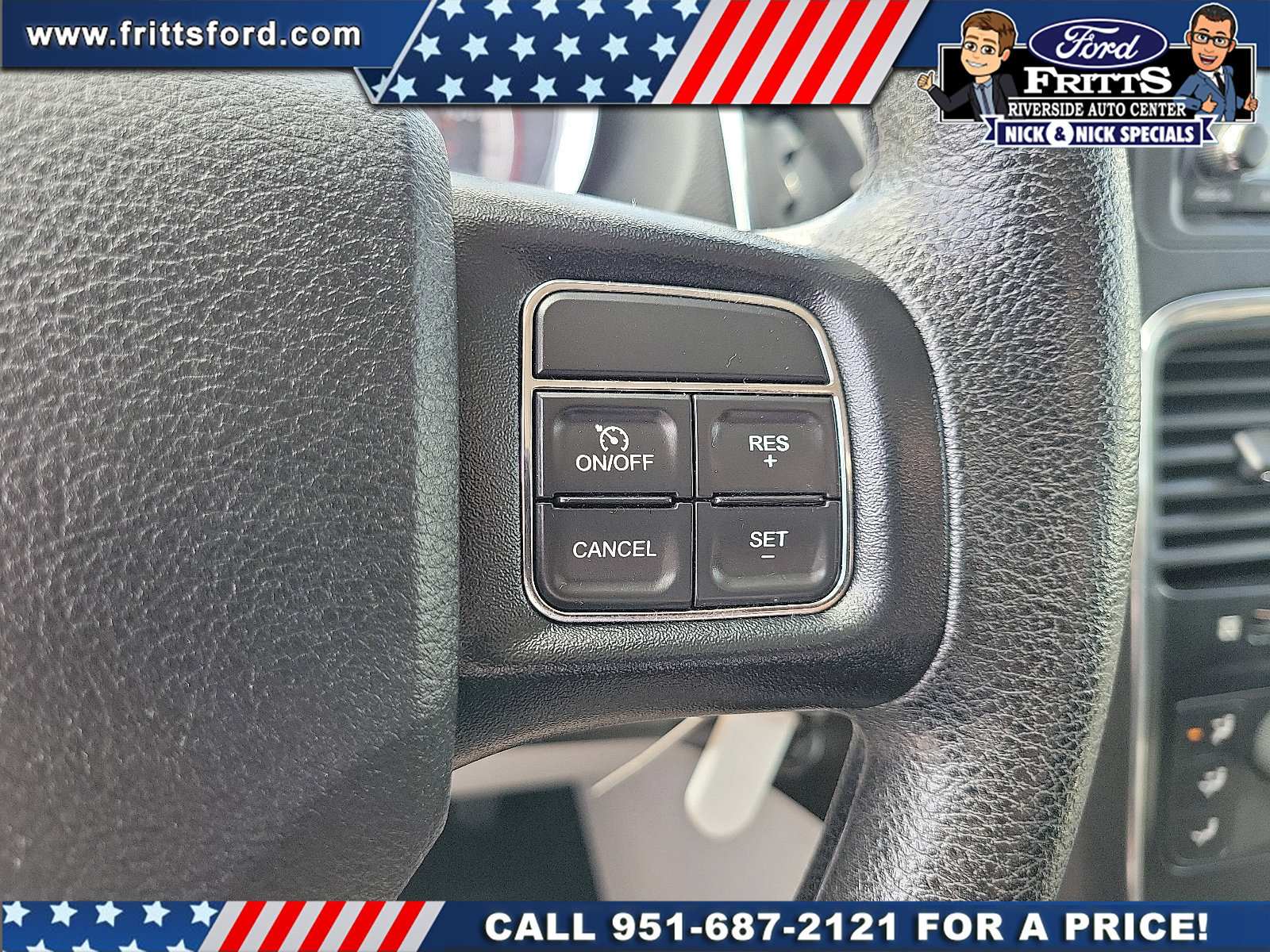 Used 2018 Dodge Grand Caravan SE w/ UConnect Hands-Free Group FWD image 7