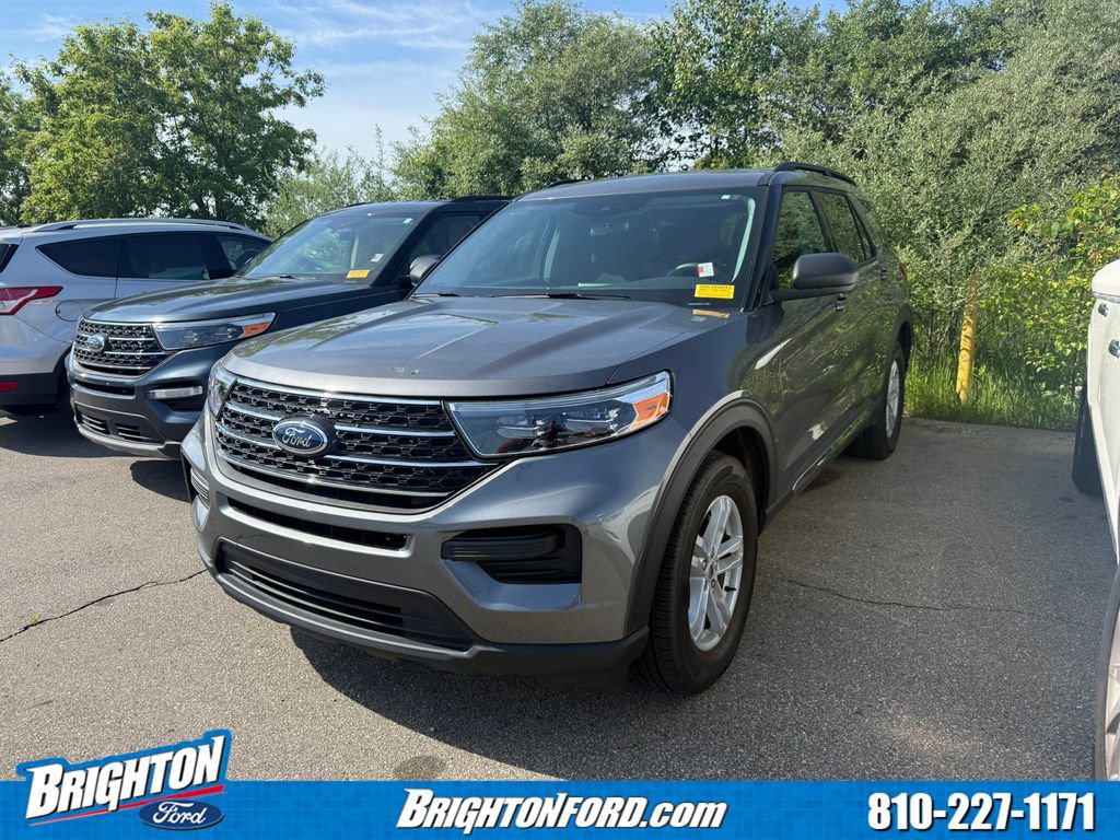 Certified 2024 Ford Explorer XLT AWD/4WD image 3