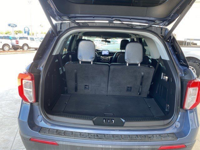 Certified 2021 Ford Explorer XLT w/ Equipment Group 202A image 6
