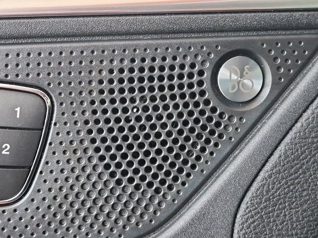 Certified 2020 Ford Edge Titanium FWD image 15