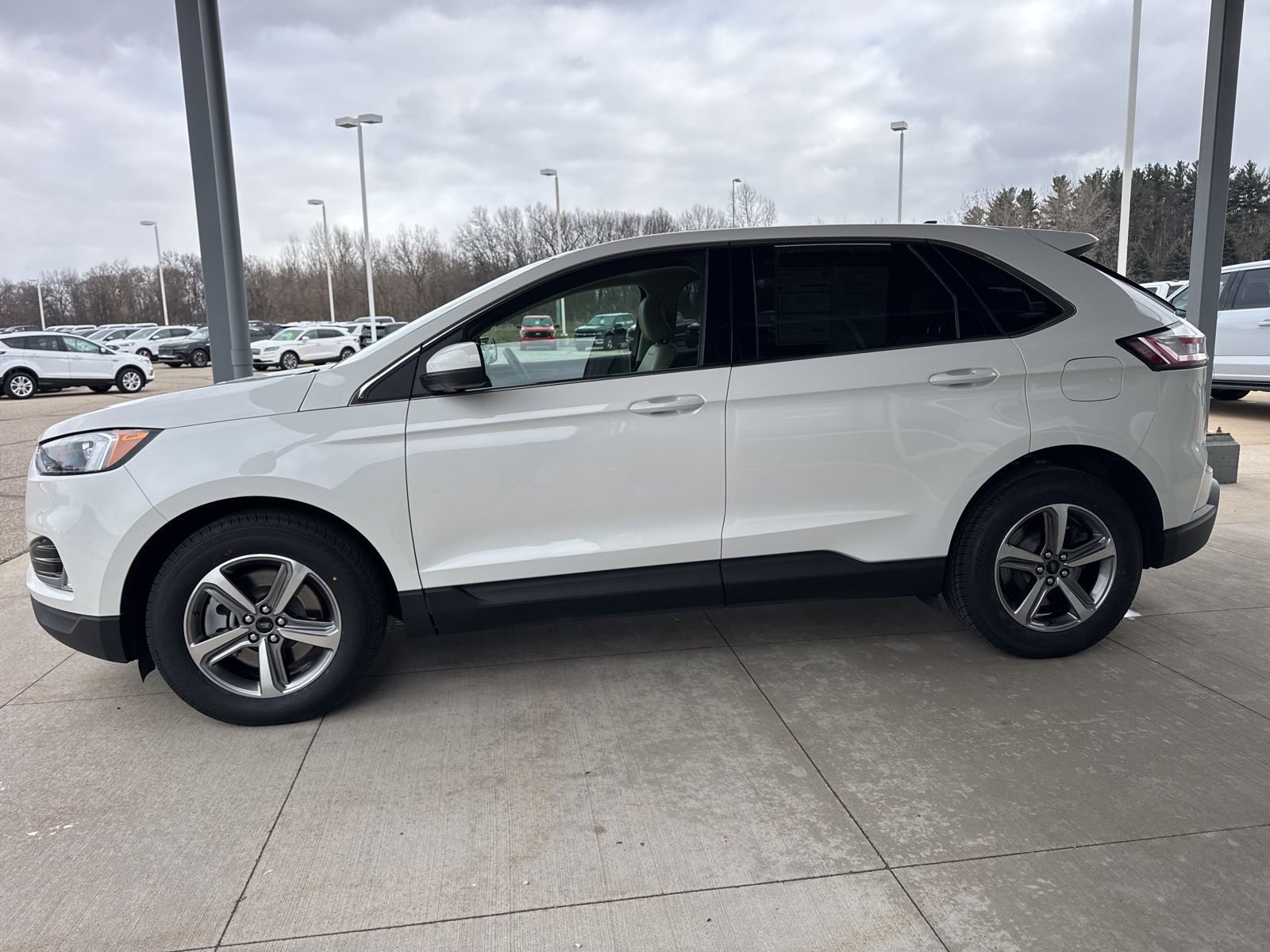 Certified 2023 Ford Edge SEL w/ Convenience Package image 7