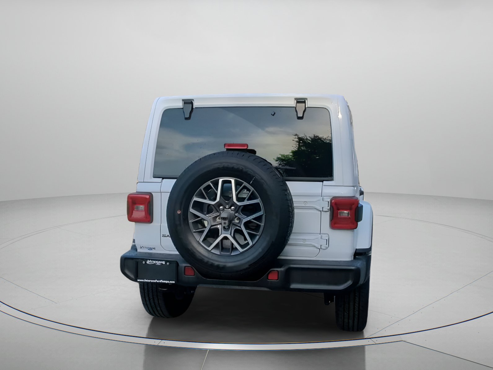 Used 2025 Jeep Wrangler Unlimited Sahara AWD/4WD image 25