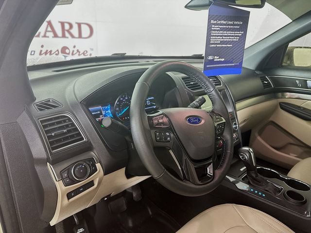 Certified 2018 Ford Explorer XLT w/ Equipment Group 202A image 11