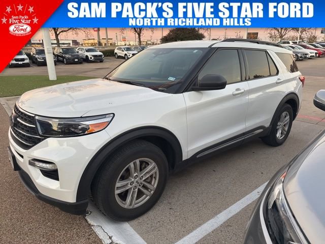 Certified 2022 Ford Explorer XLT w/ Equipment Group 202A image 1