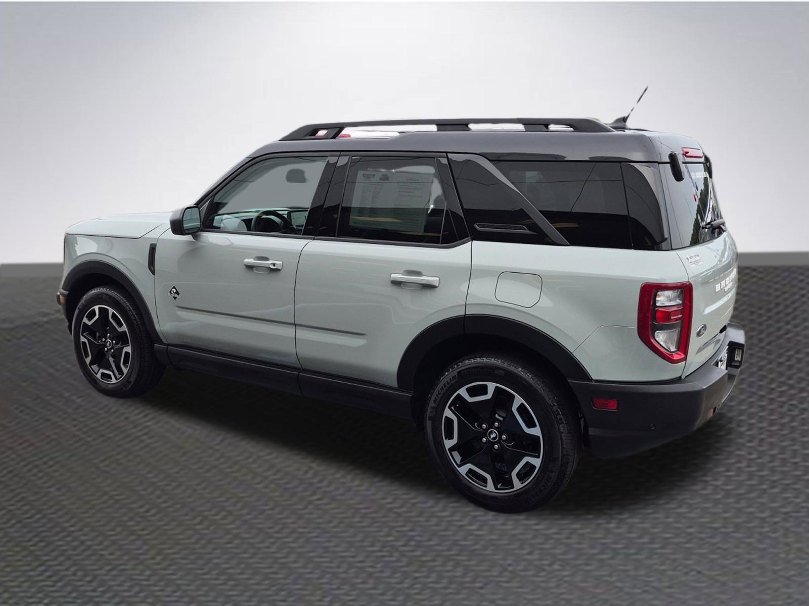 Certified 2024 Ford Bronco Sport Outer Banks w/ Tech Package AWD/4WD image 5
