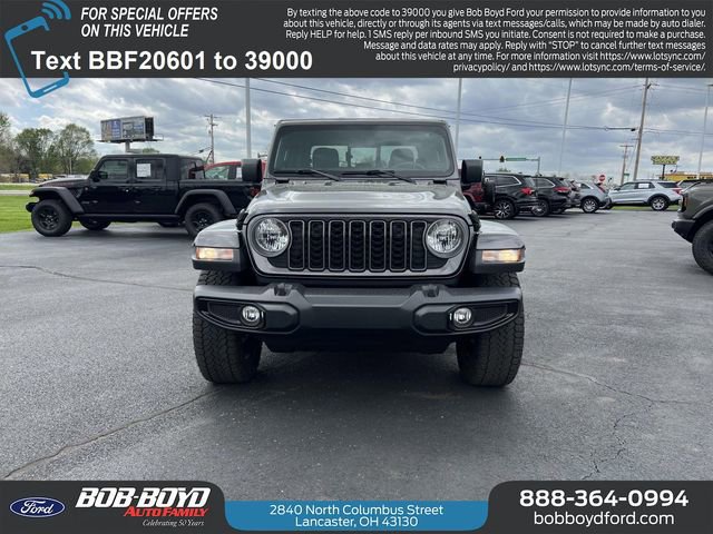 Used 2025 Jeep Gladiator Sport AWD/4WD image 8