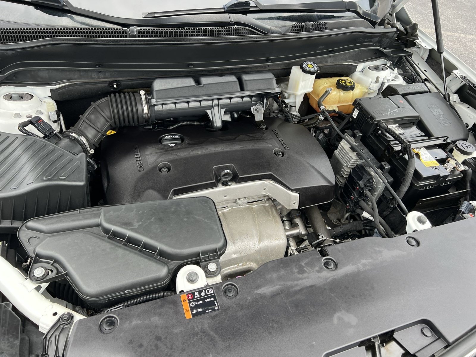 Used 2019 Buick Envision Essence w/ LPO, Road Trip Package FWD image 26