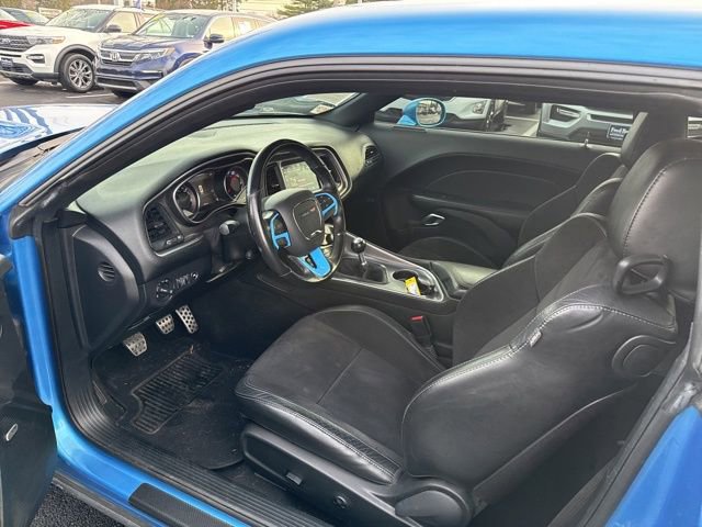 Used 2019 Dodge Challenger R/T w/ Plus Package image 16