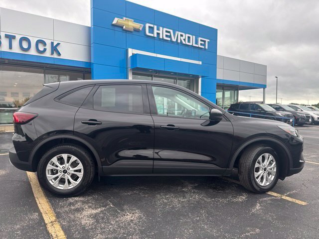 Certified 2025 Ford Escape Active FWD image 2