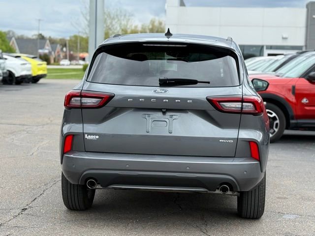 Certified 2024 Ford Escape ST-Line w/ Tech Pack #1 AWD/4WD image 39