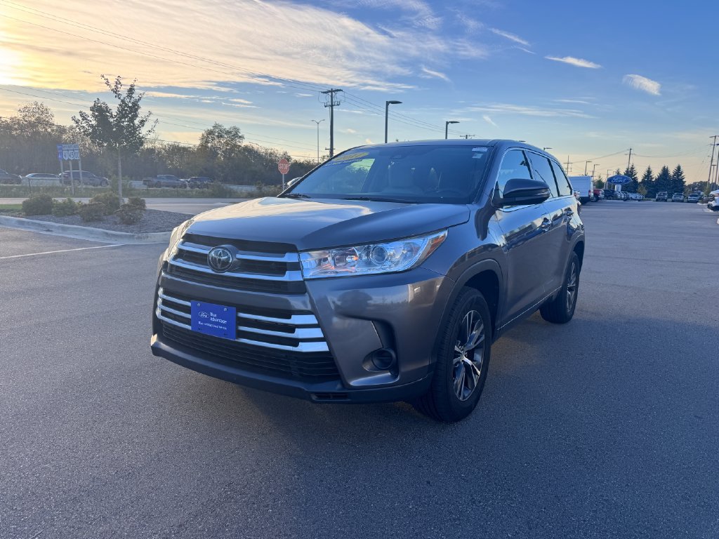 Used 2017 Toyota Highlander LE FWD image 7