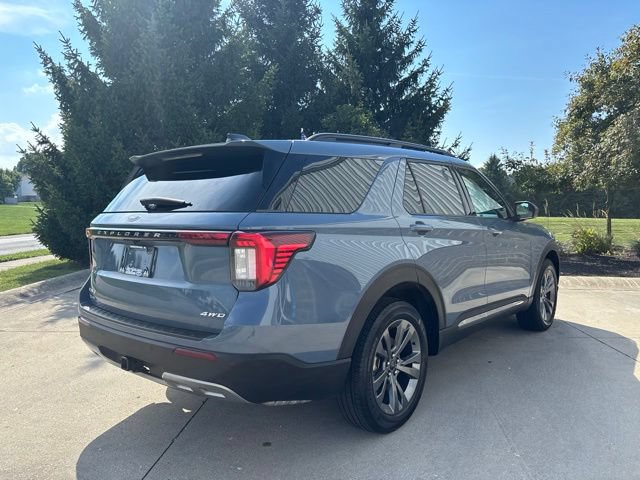 Certified 2025 Ford Explorer Active w/ Active Comfort Package AWD/4WD image 7