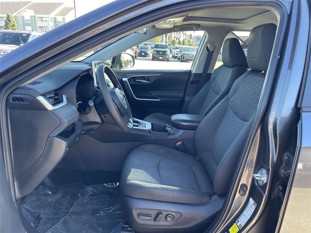 Used 2024 Toyota RAV4 XLE w/ Convenience Package AWD/4WD image 17
