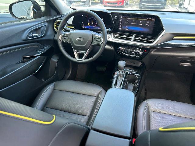 Used 2024 Chevrolet Trax ACTIV w/ Sunroof Package FWD image 9