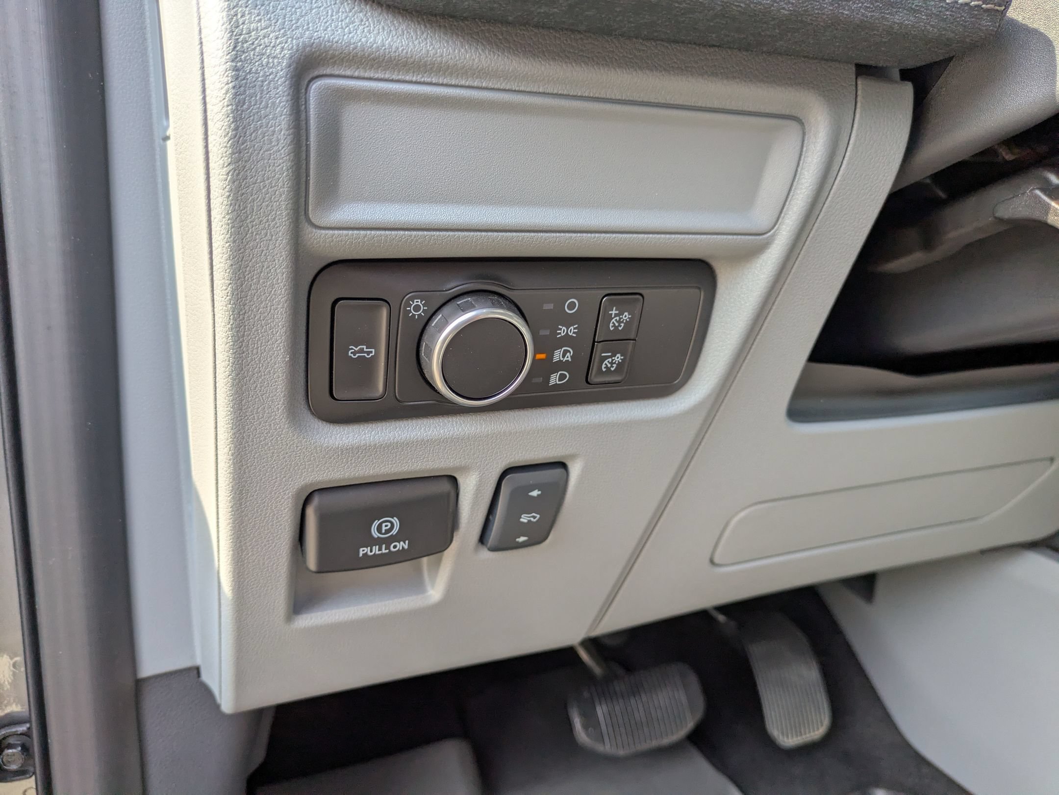 Certified 2025 Ford F150 Lightning Flash AWD/4WD image 19