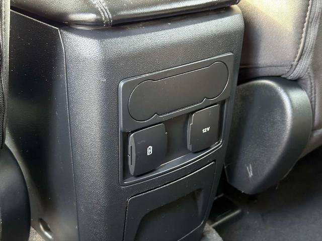Certified 2023 Ford Explorer XLT RWD image 18