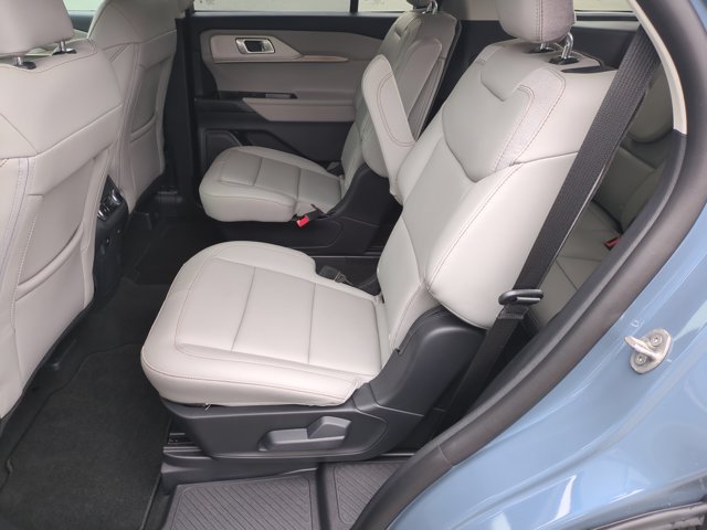 Certified 2026 Ford Explorer Active w/ Active Comfort Package RWD image 29