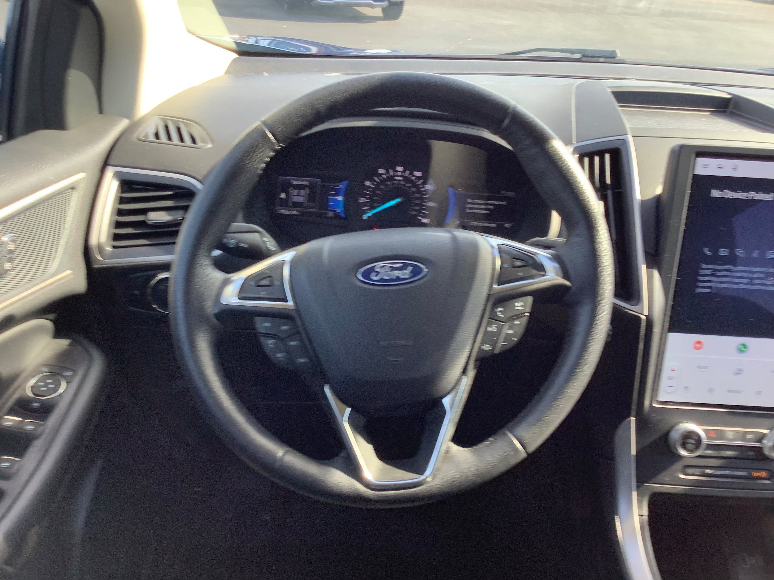 Certified 2024 Ford Edge SEL AWD/4WD image 10