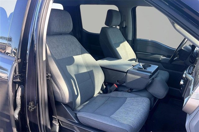 Certified 2022 Ford F150 XLT w/ Equipment Group 302A High image 9